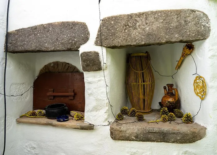 Vintage White House 아파트 파트모스